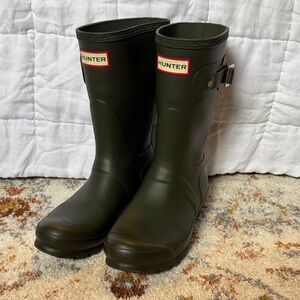 Hunter Womens Original Short Dark Olive Green Rain Boots